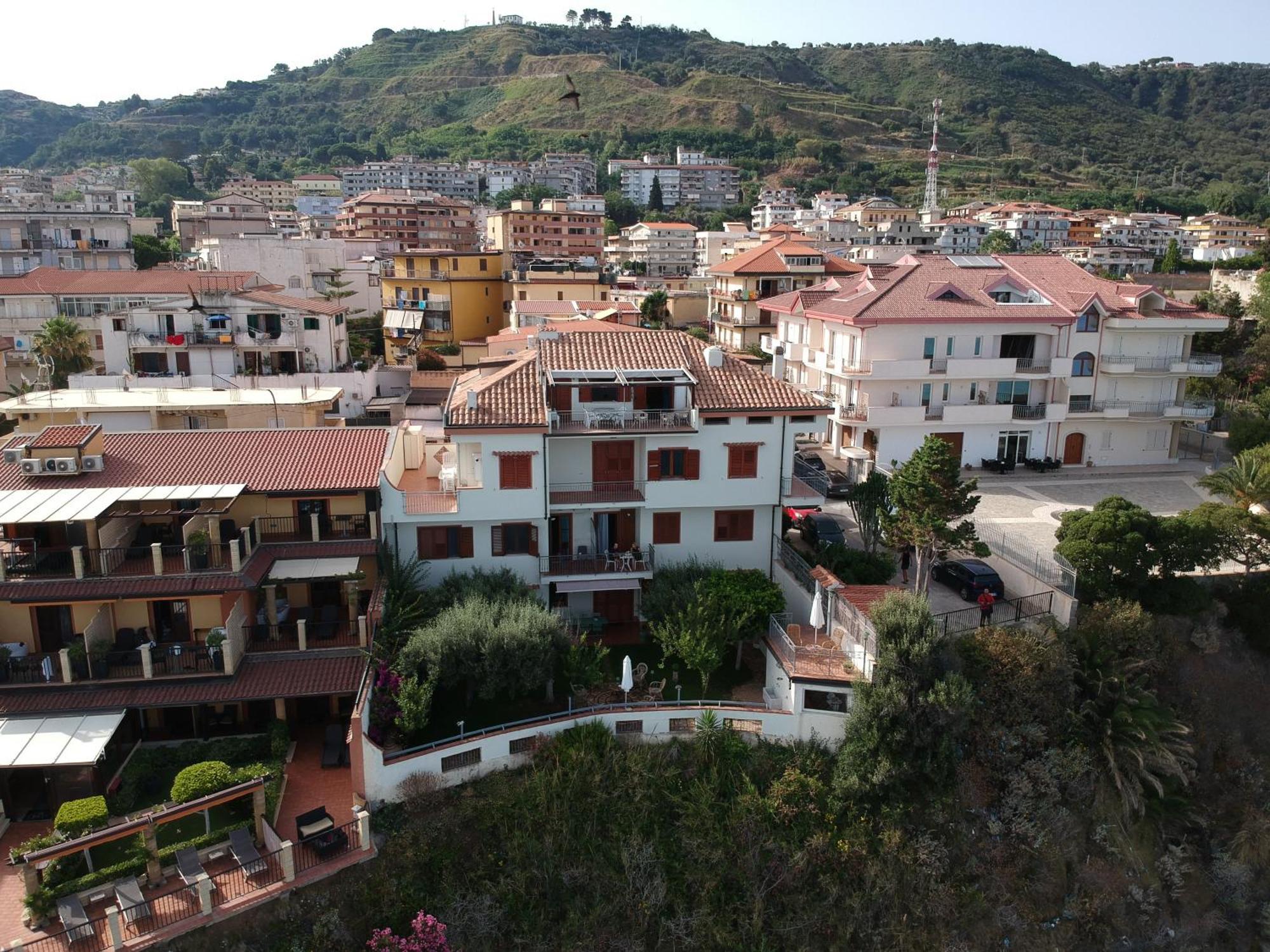 Caia Appartamenti Tropea Luaran gambar